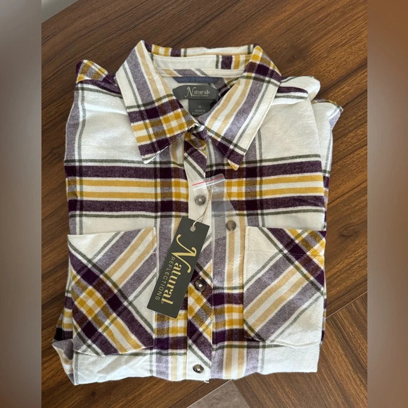 Natural Reflections Tops - Natural Reflections Women’s Shirt Size Medium New